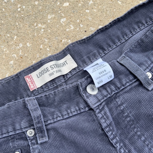 vintage levi’s corduroy baggy pants - Picture 2 of 5
